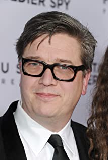 Tomas Alfredson 