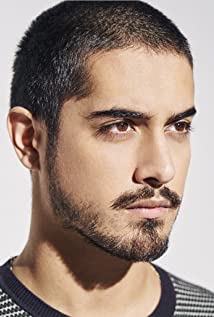 Avan Jogia