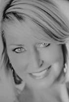 Leslie Lowe